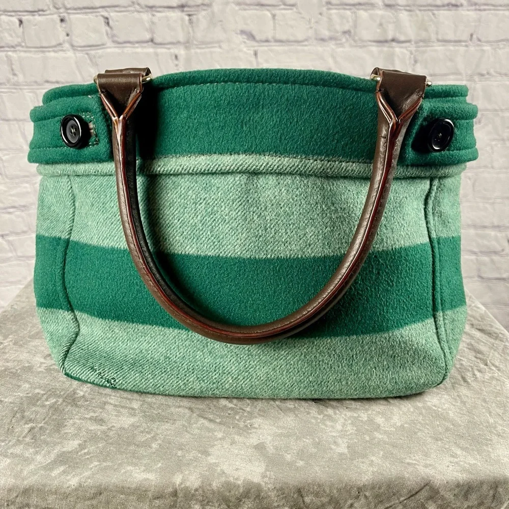 One Day Sale Rare Kate Spade Beantown Green Stripe Quin Handbag - Picture 4 of 17